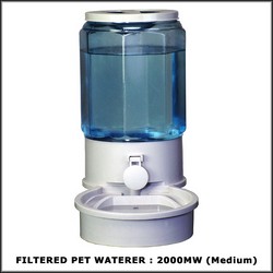 Filtered Pet Waterer - Medium (Light Gray) (Nylon and PP Plastic)