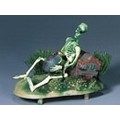 Action Skeleton w/Jug & Treasure Chest<br>Item number: 085: Fish Aquarium Products 